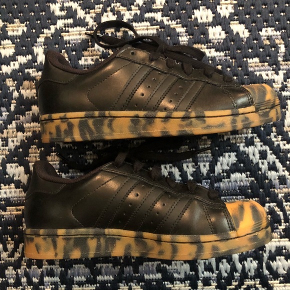 Adidas Superstar - Tortoiseshell & Black - Picture 3 of 4